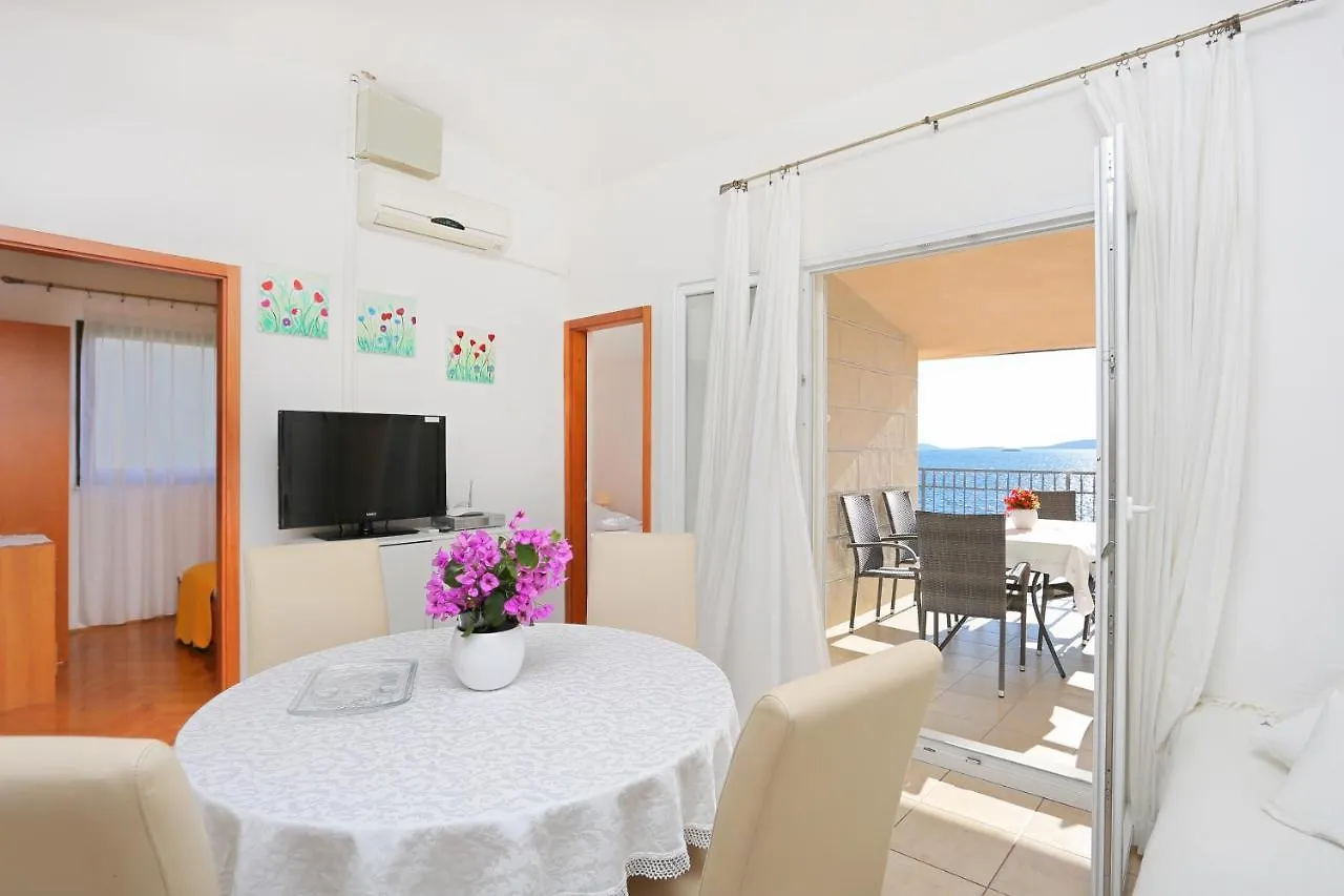 Apartments By The Sea Okrug Donji, Ciovo - 6859 Trogir 0*,  Hırvatistan