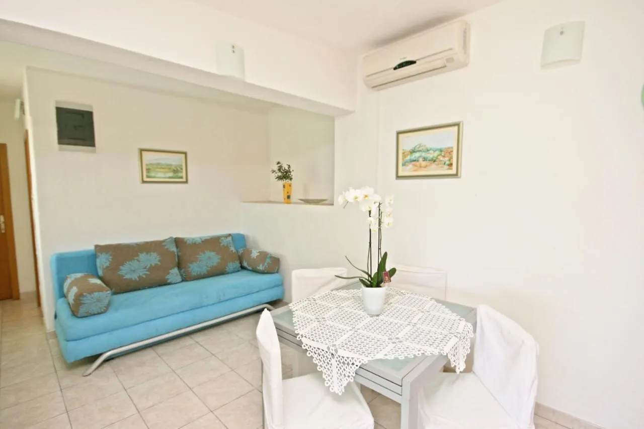 Apartments By The Sea Okrug Donji, Ciovo - 6859 Trogir